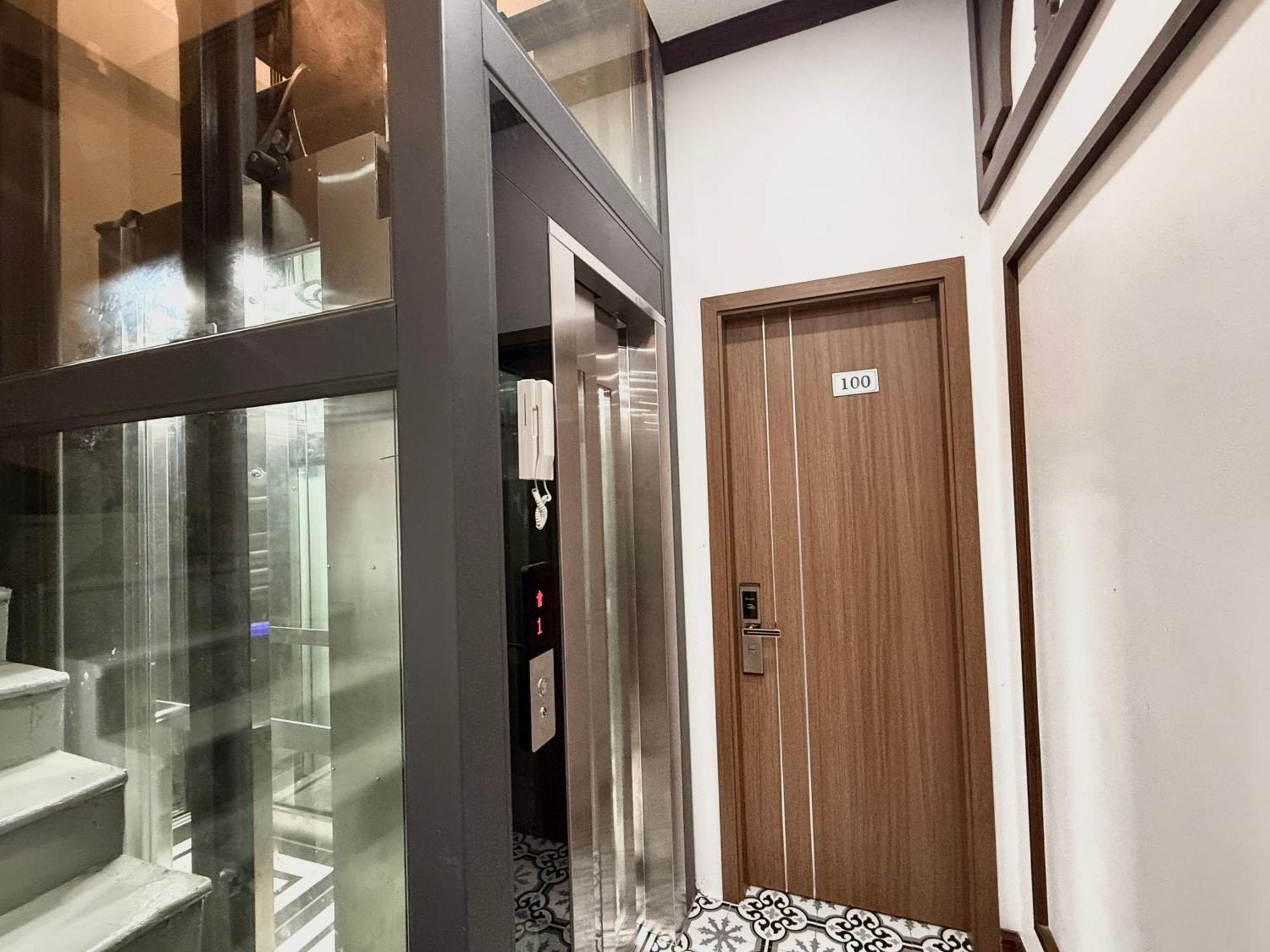 The Queen Hotel&Spa 2 Hanoi Buitenkant foto